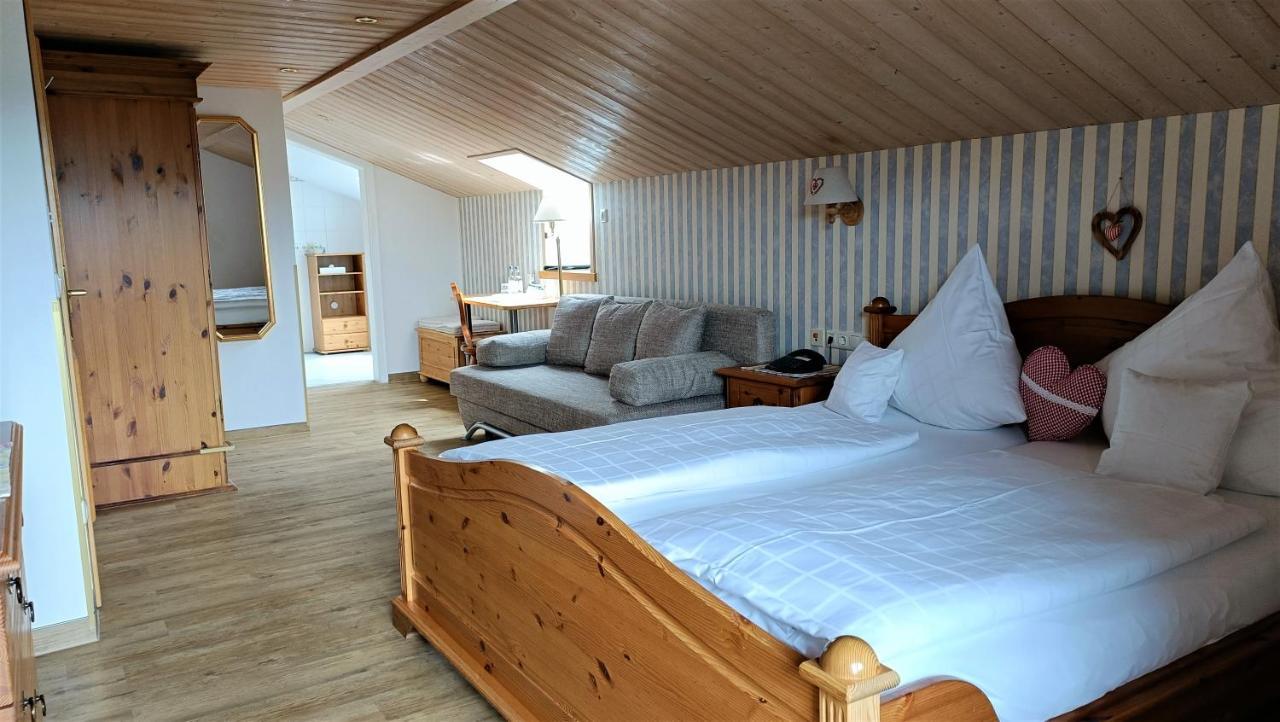 אוברשטאופן Hotel Landhaus Staufenblick מראה חיצוני תמונה
