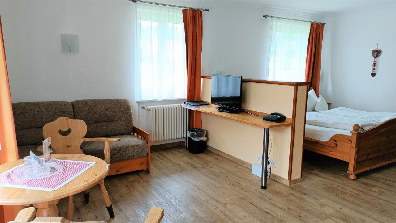אוברשטאופן Hotel Landhaus Staufenblick מראה חיצוני תמונה
