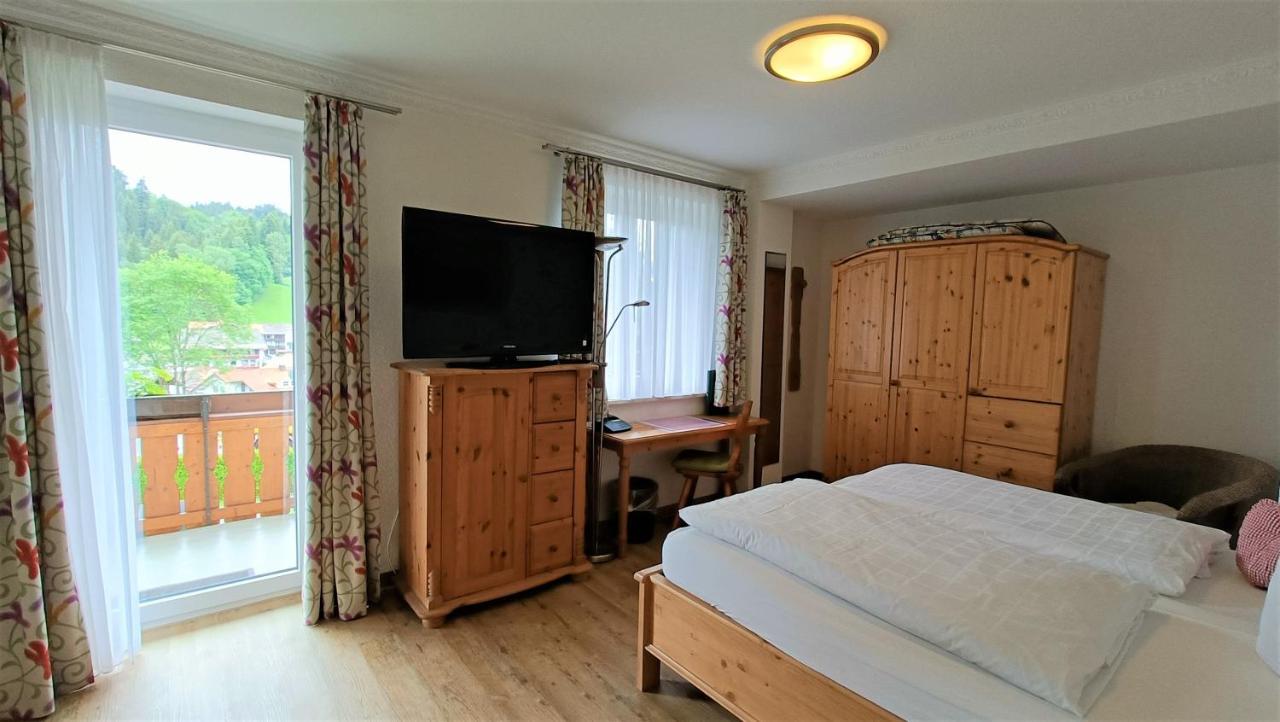 אוברשטאופן Hotel Landhaus Staufenblick מראה חיצוני תמונה
