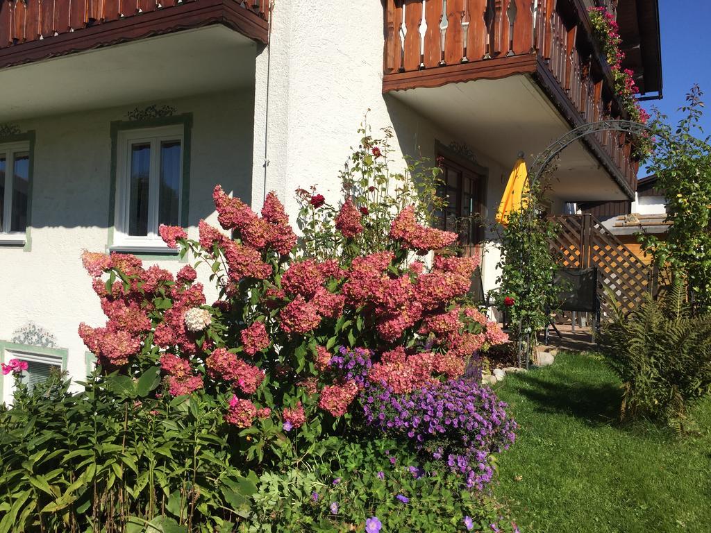 אוברשטאופן Hotel Landhaus Staufenblick מראה חיצוני תמונה